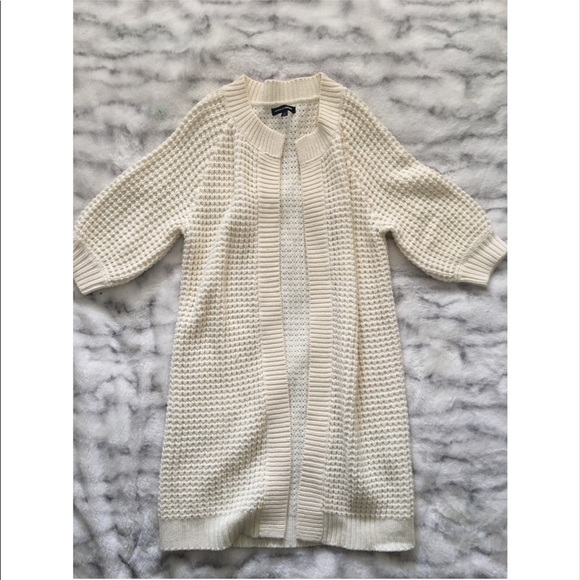 Express Sweaters - ⭐️EXPRESS⭐️ Cream Cardigan ⭐️